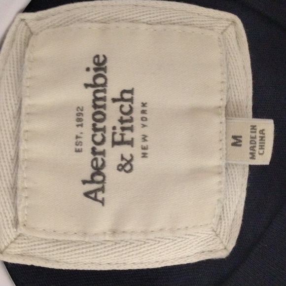 A&F FITTED L/S T-SHIRT - Picture 4 of 4